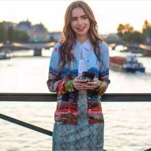 Alice + Olivia silk blouse EXTREMELY RARE size s excellent Paris Eiffel tower